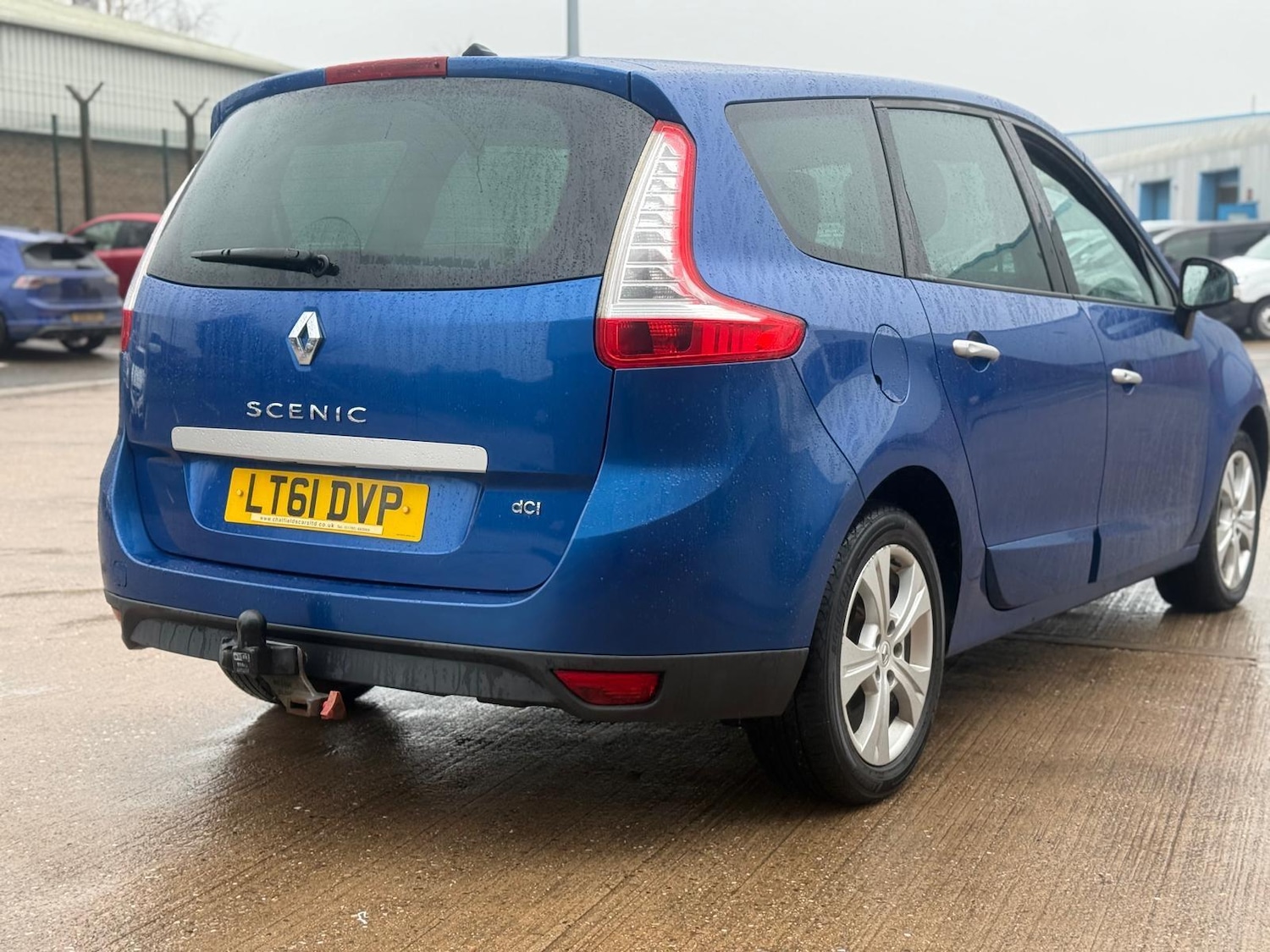 Used Renault Grand Scenic 2011 for sale - 77537357: Photo 11