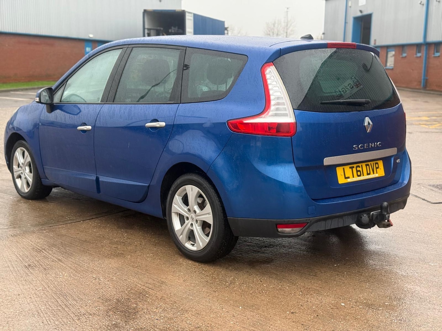 Used Renault Grand Scenic 2011 for sale - 77537357: Photo 12