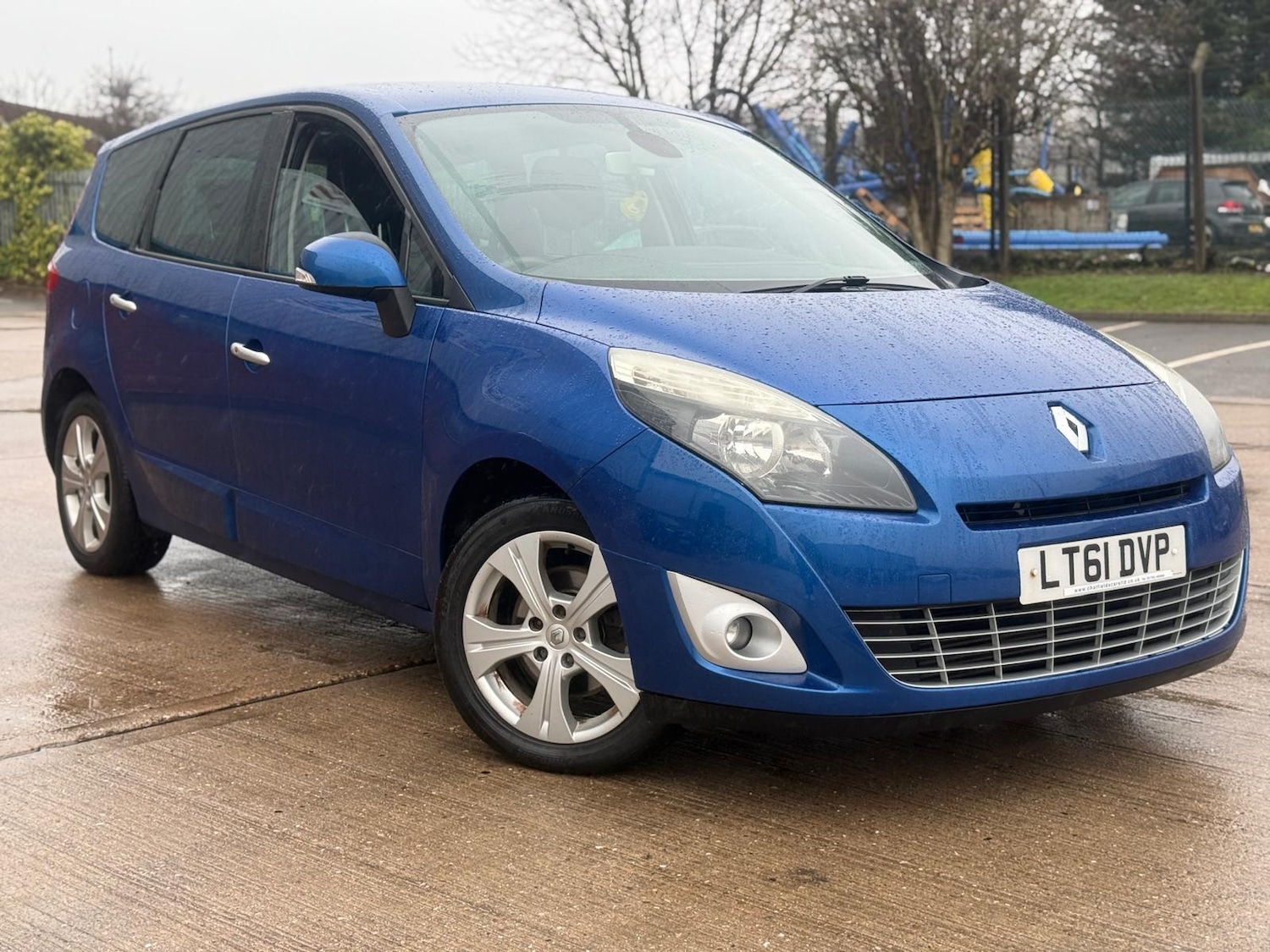 Used Renault Grand Scenic 2011 for sale - 77537357: Photo 13