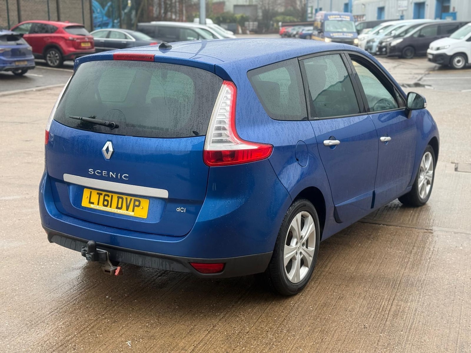 Used Renault Grand Scenic 2011 for sale - 77537357: Photo 7