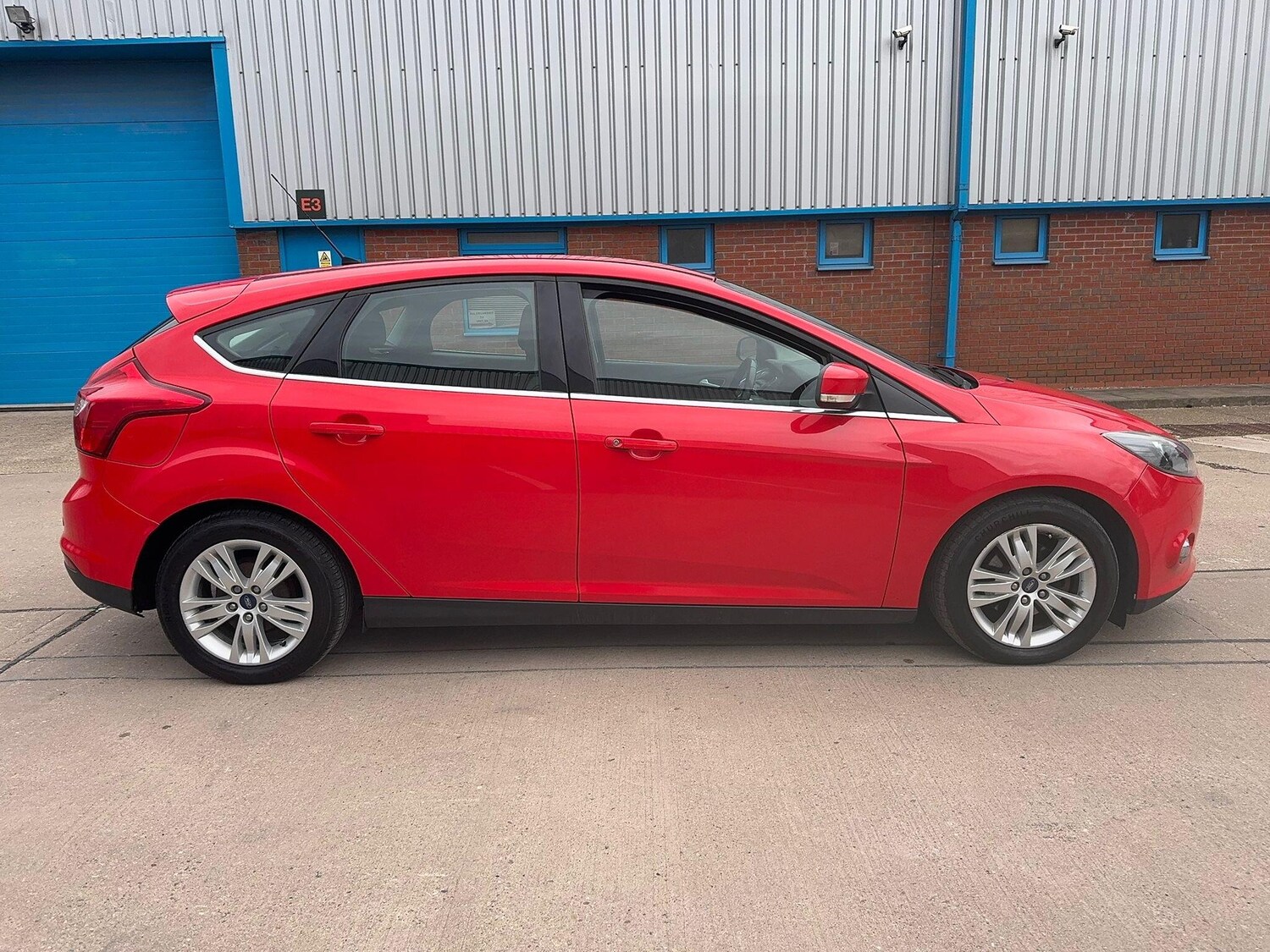 Used Ford Focus for sale - 77683709: Photo 12