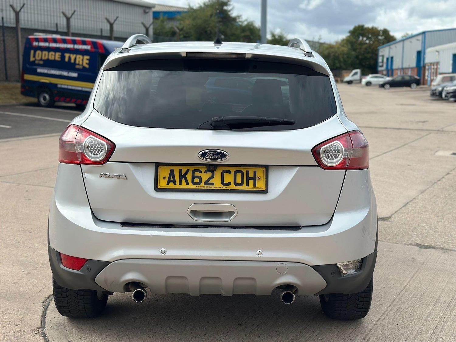 Used Ford Kuga 2012 for sale - 76987791: Photo 2