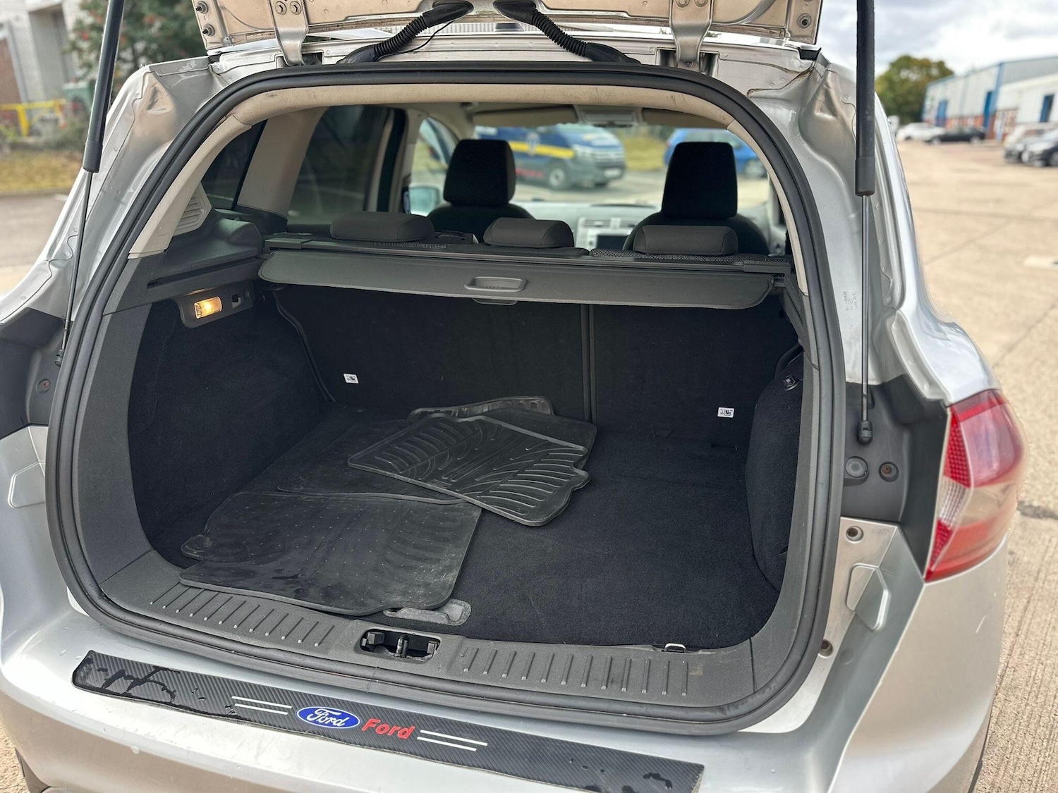 Used Ford Kuga 2012 for sale - 76987791: Photo 27