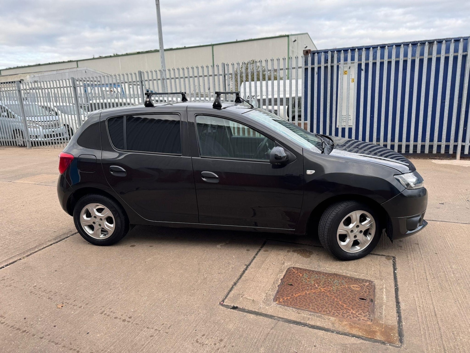 Used Dacia Sandero 2015 for sale - 76349811: Photo 4