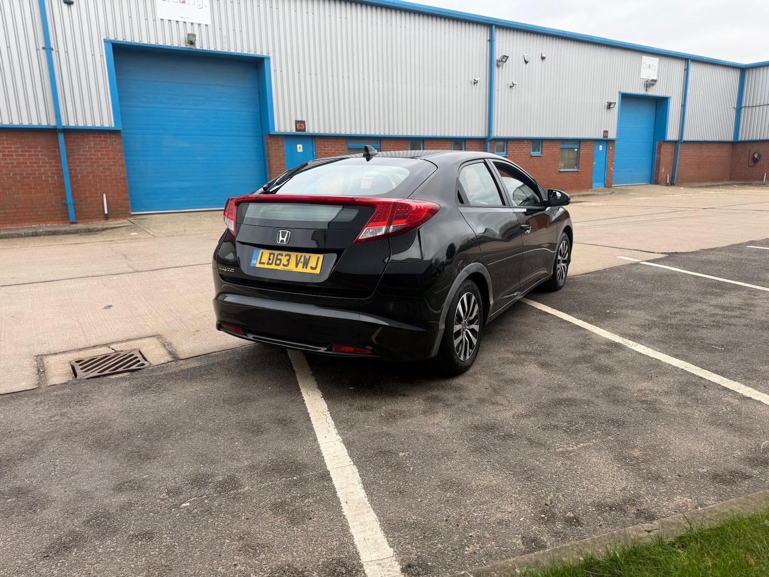 Used Honda Civic 2013 for sale - 77074509: Photo 11