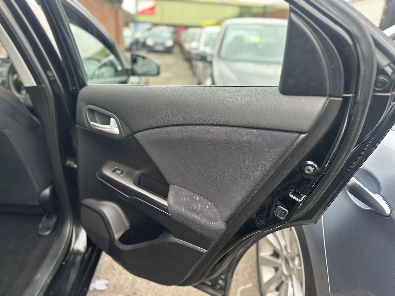 Used Honda Civic 2013 for sale - 77074509: Photo 25