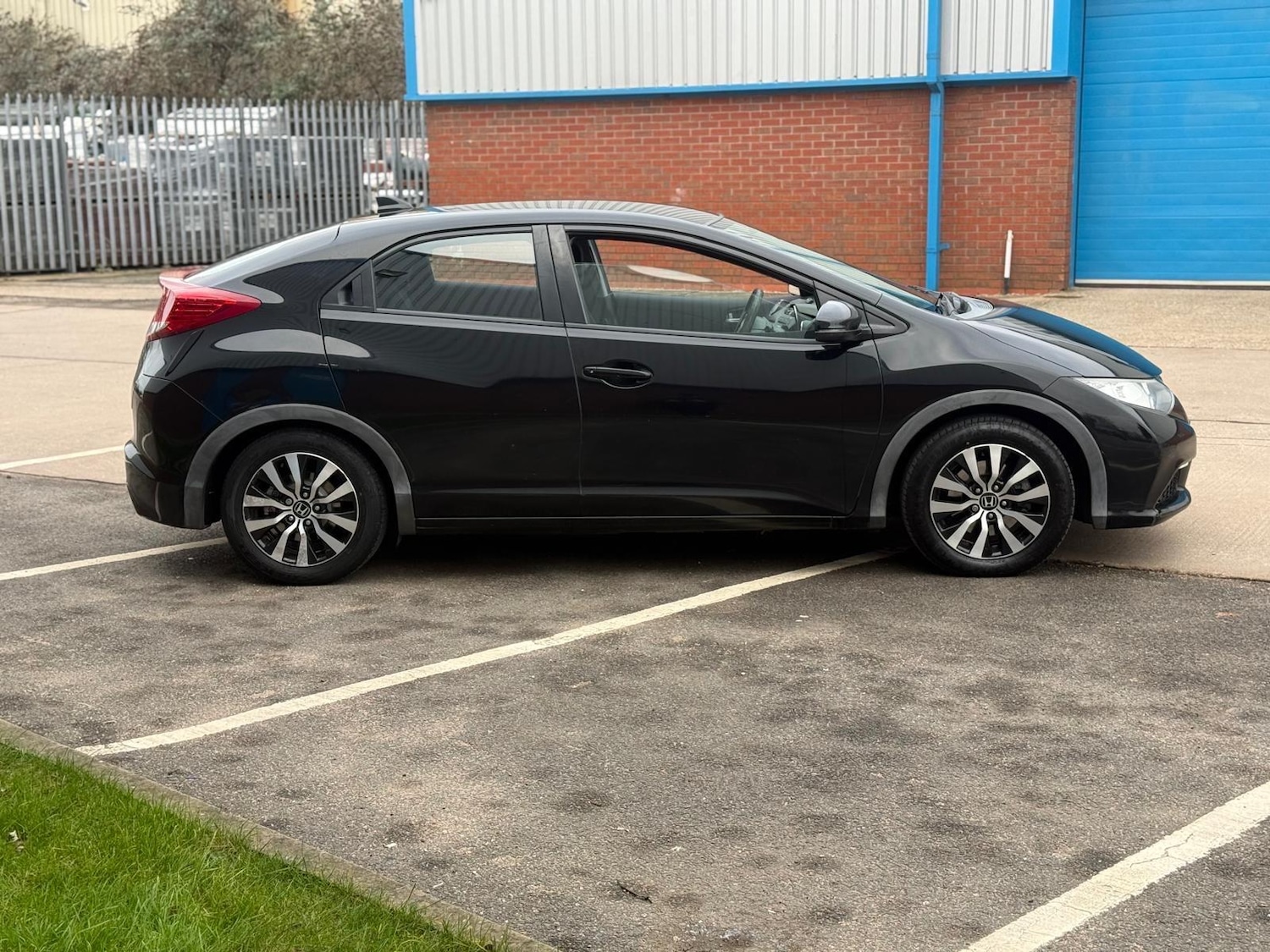 Used Honda Civic 2013 for sale - 77074509: Photo 3