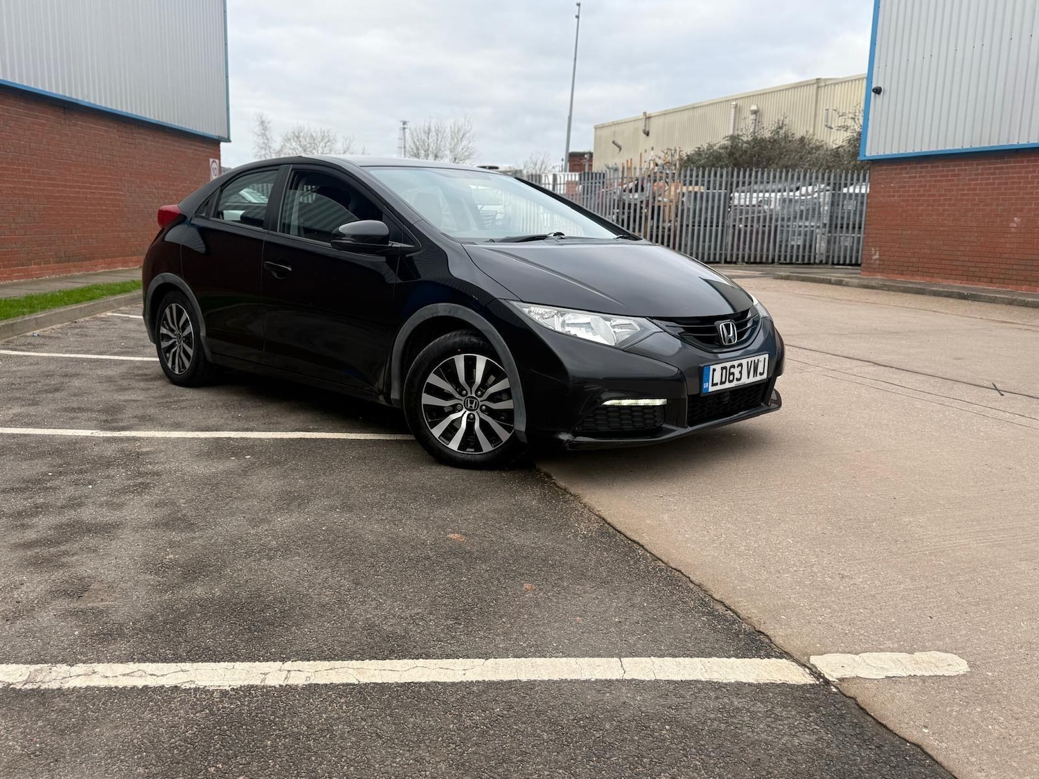 Used Honda Civic 2013 for sale - 77074509: Photo 9