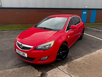 Used Vauxhall Astra 2011 for sale - 77684299: Photo