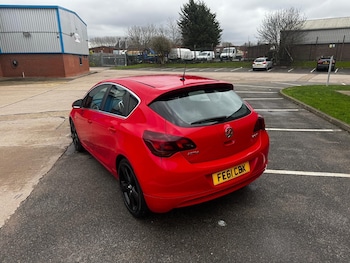 Used Vauxhall Astra 2011 for sale - 77684299: Photo