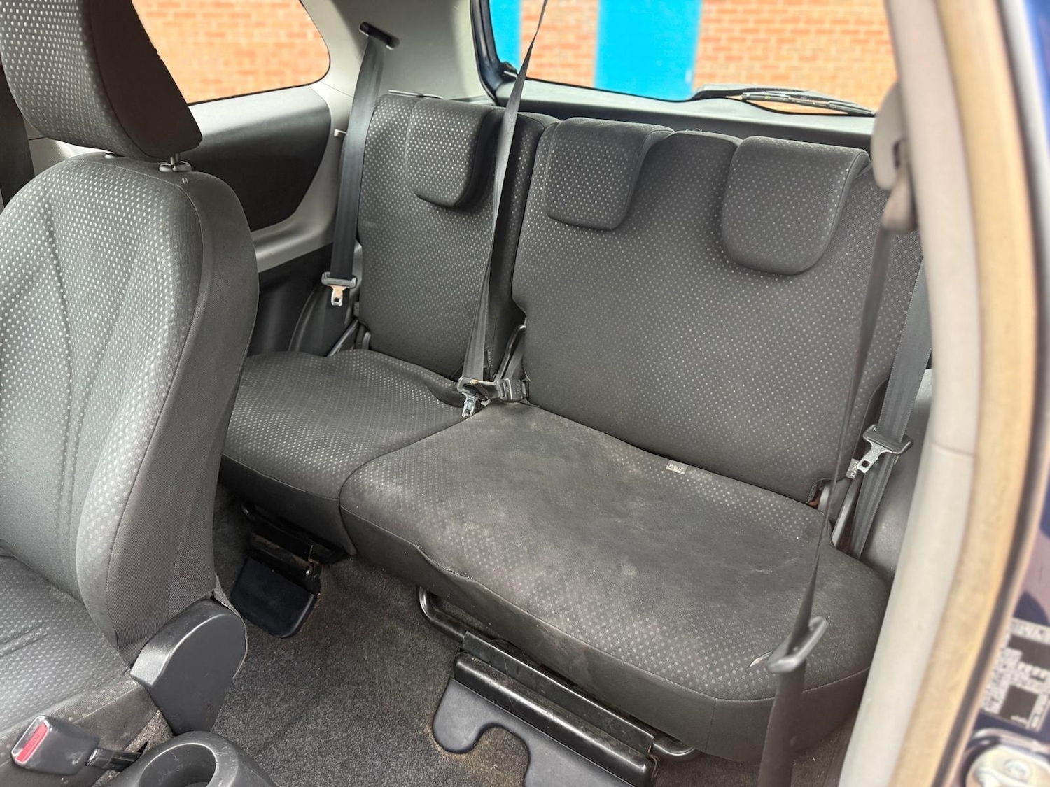 Used Toyota Yaris 2011 for sale - 76318180: Photo 14