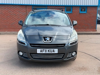 Used Peugeot 5008 2011 for sale - 78853873: Photo