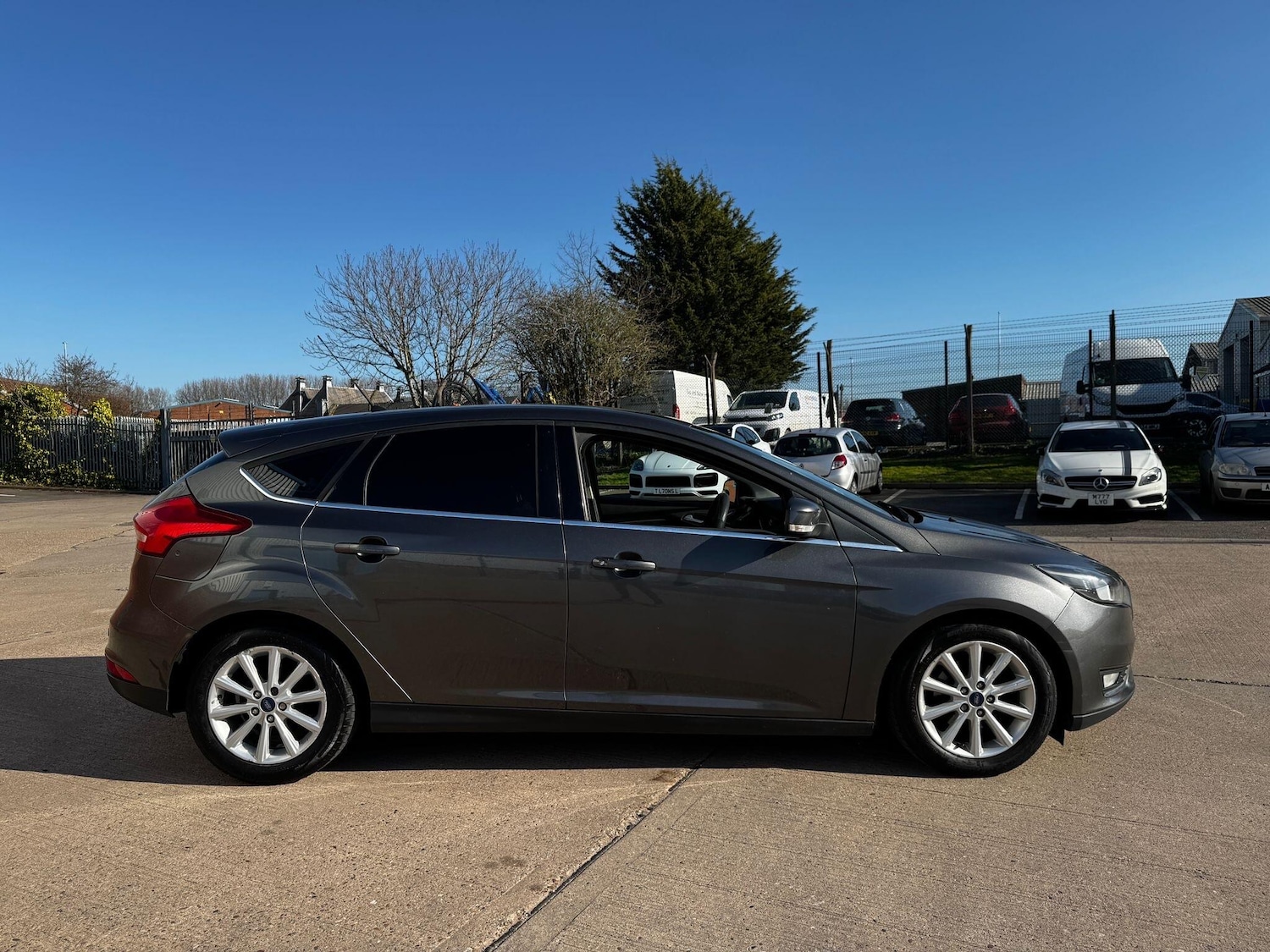 Used Ford Focus 2015 for sale - 77940496: Photo 13