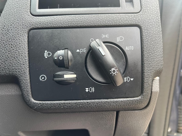 Used Ford Kuga 2011 for sale - 76199881: Photo 18