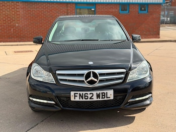 Used Mercedes-Benz C Class 2012 for sale - 79601512: Photo