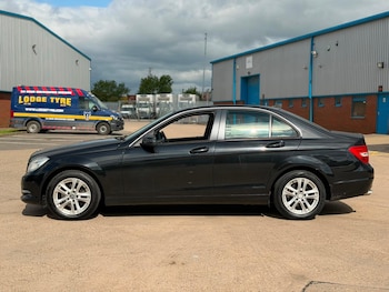 Used Mercedes-Benz C Class 2012 for sale - 79601512: Photo