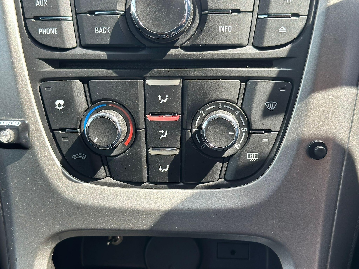 Used Vauxhall Astra 2009 for sale - 77029249: Photo 25