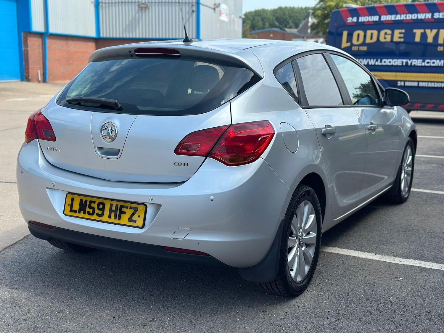 Used Vauxhall Astra 2009 for sale - 77029249: Photo 6