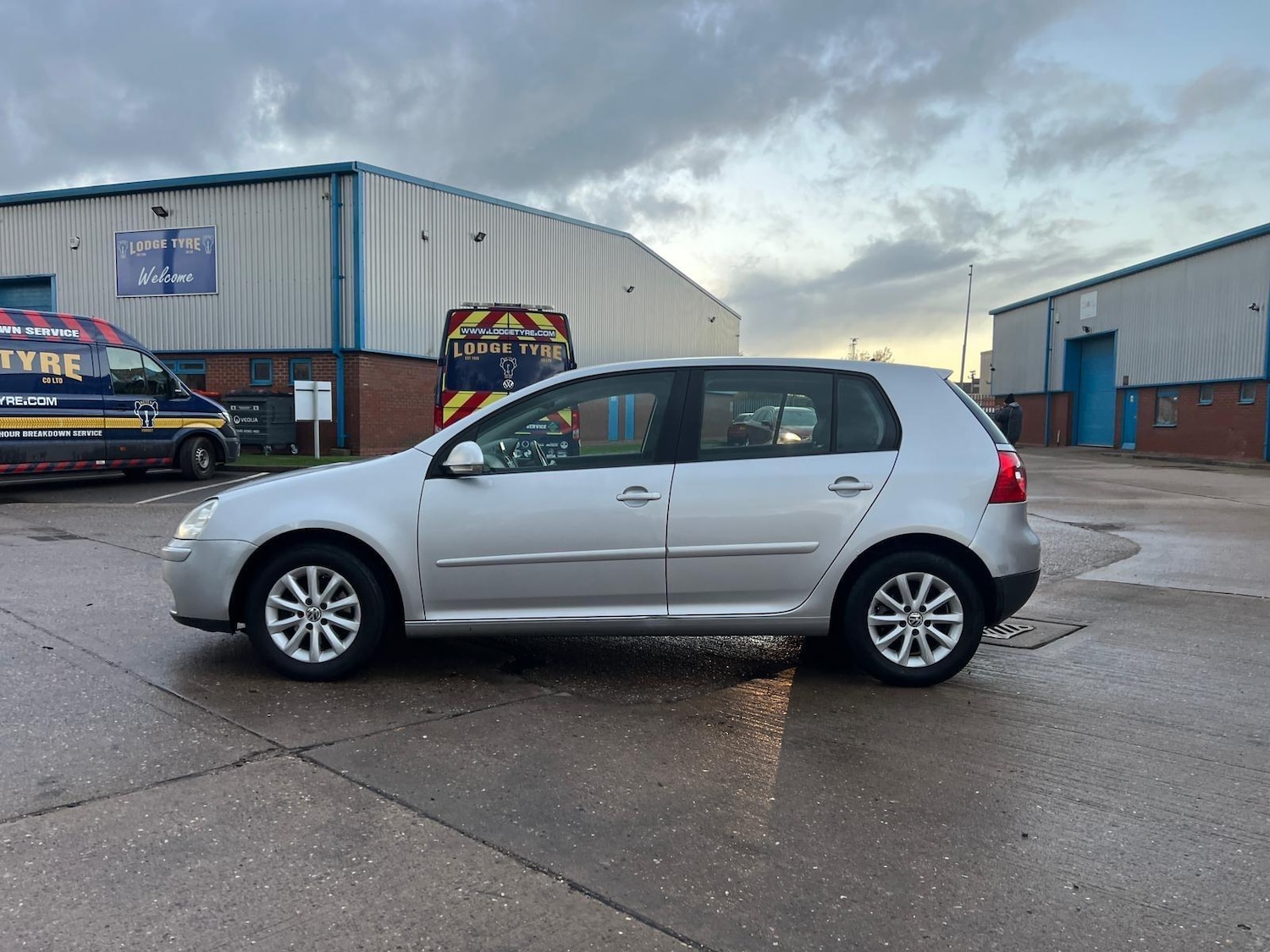 Used Volkswagen Golf 2007 for sale - 76742514: Photo 4