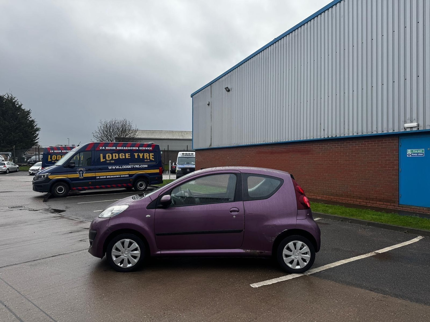 Used Peugeot 107 2012 for sale - 77411053: Photo 4