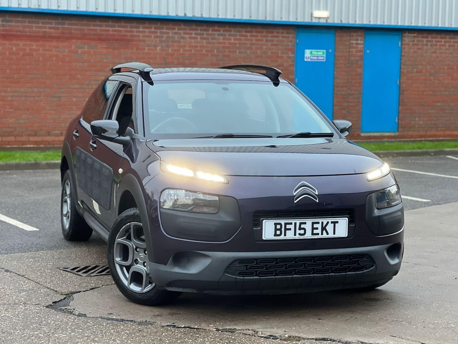 Used Citroen C4 Cactus 2015 for sale - 76727856: Photo 11