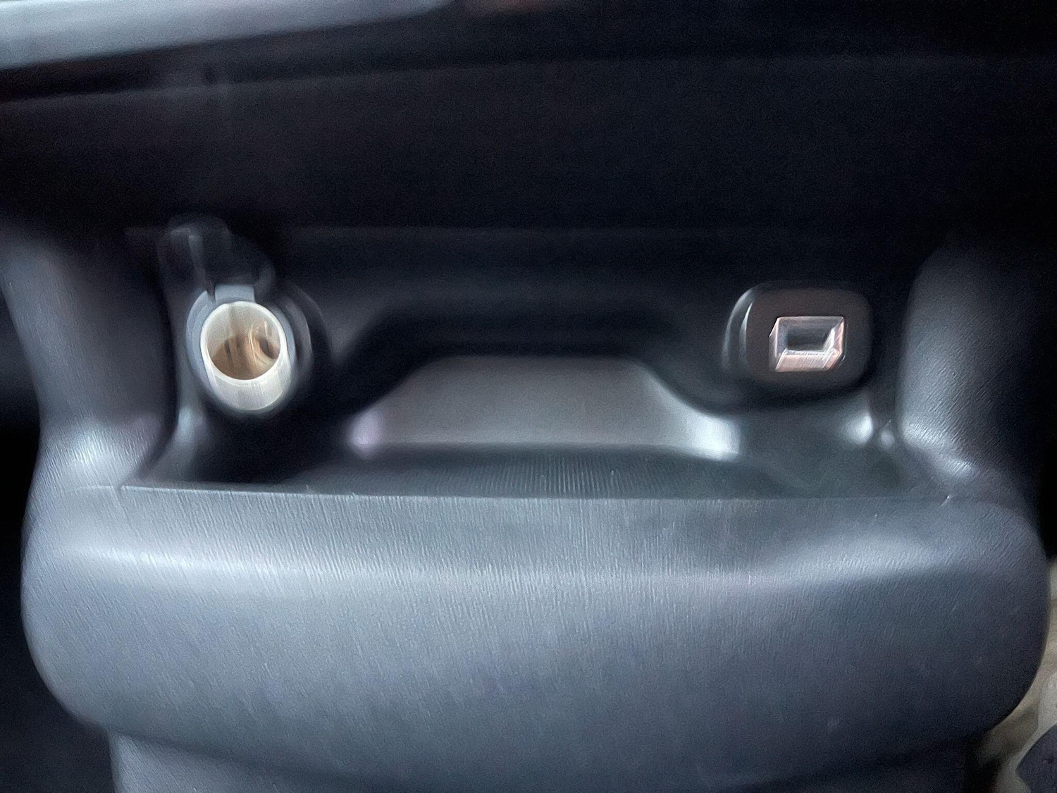 Used Citroen C4 Cactus 2015 for sale - 76727856: Photo 17