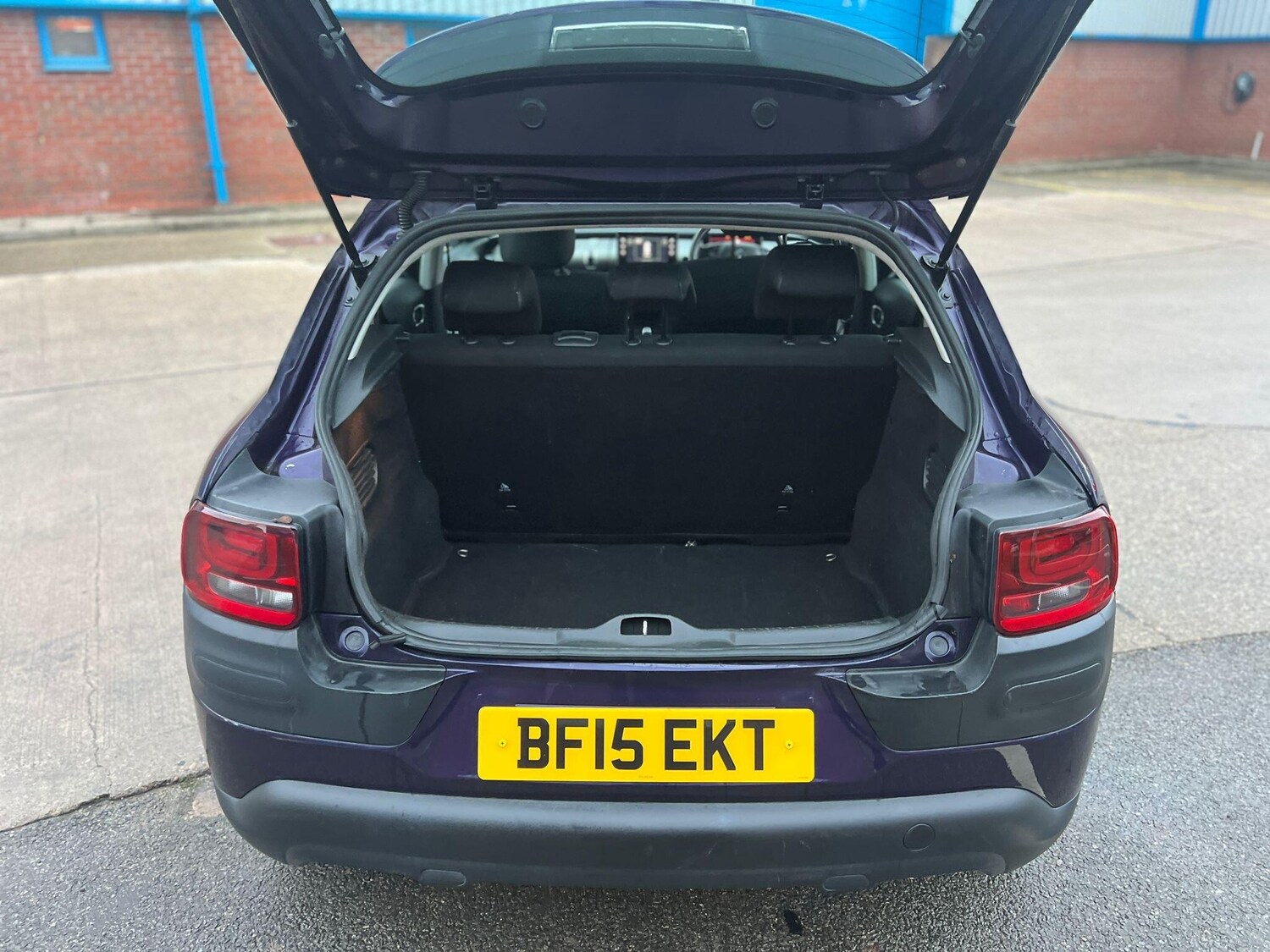 Used Citroen C4 Cactus 2015 for sale - 76727856: Photo 25