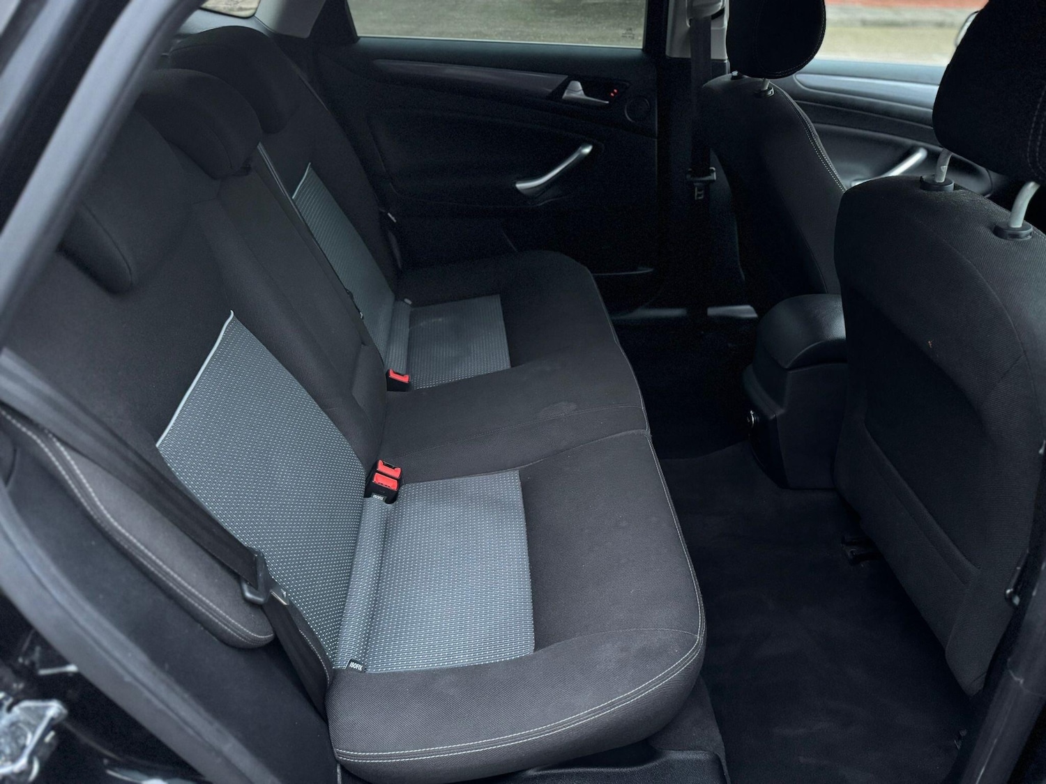 Used Ford Mondeo 2013 for sale - 77028958: Photo 21