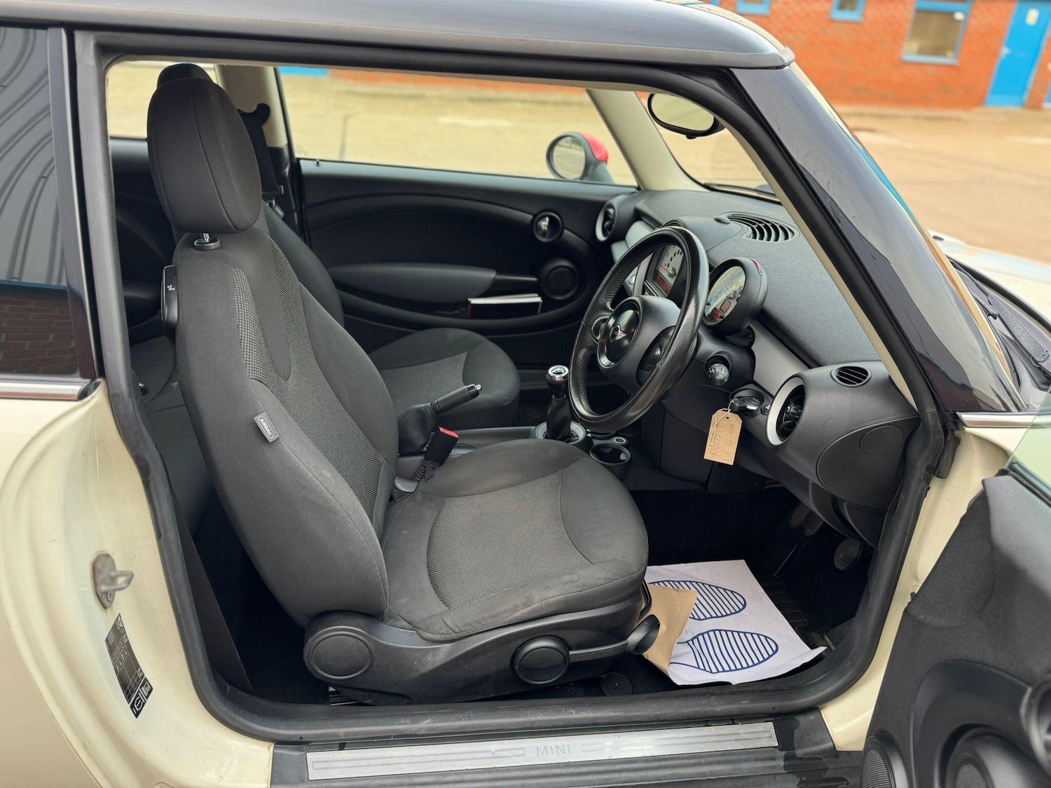 Used MINI Hatch 2012 for sale - 76349454: Photo 12