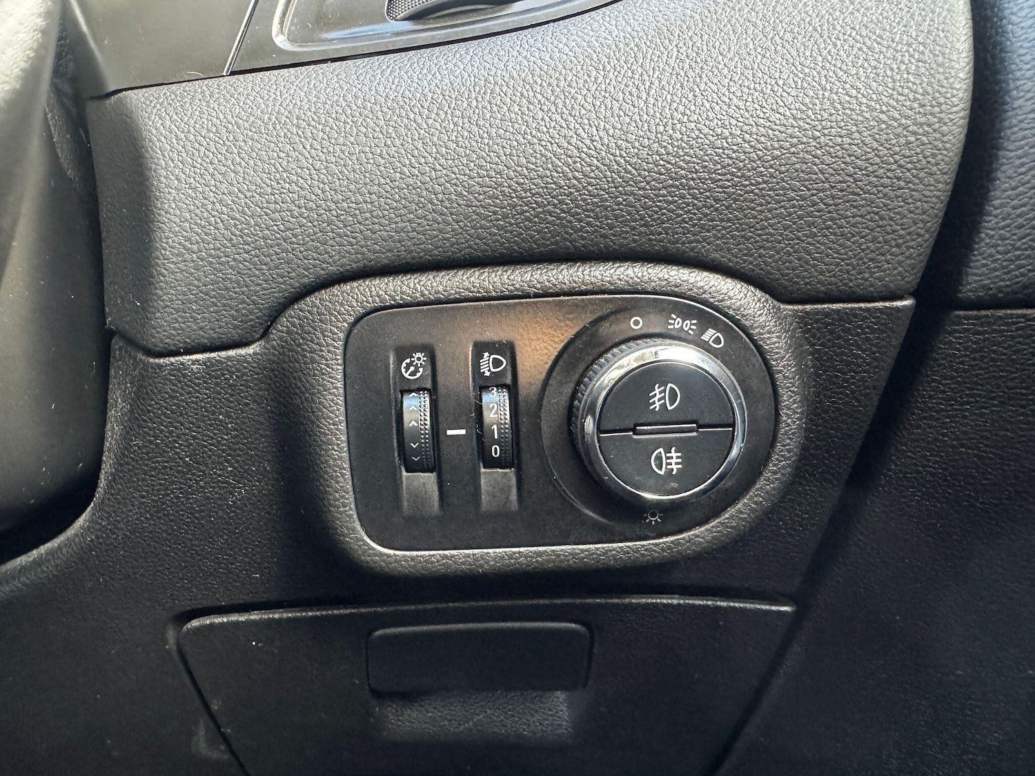 Used Vauxhall Zafira 2014 for sale - 77267133: Photo 19