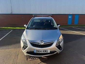 2014 (14) - 1.8i Exclusiv 5dr