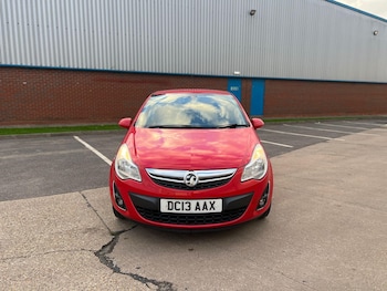 Vauxhall - Corsa