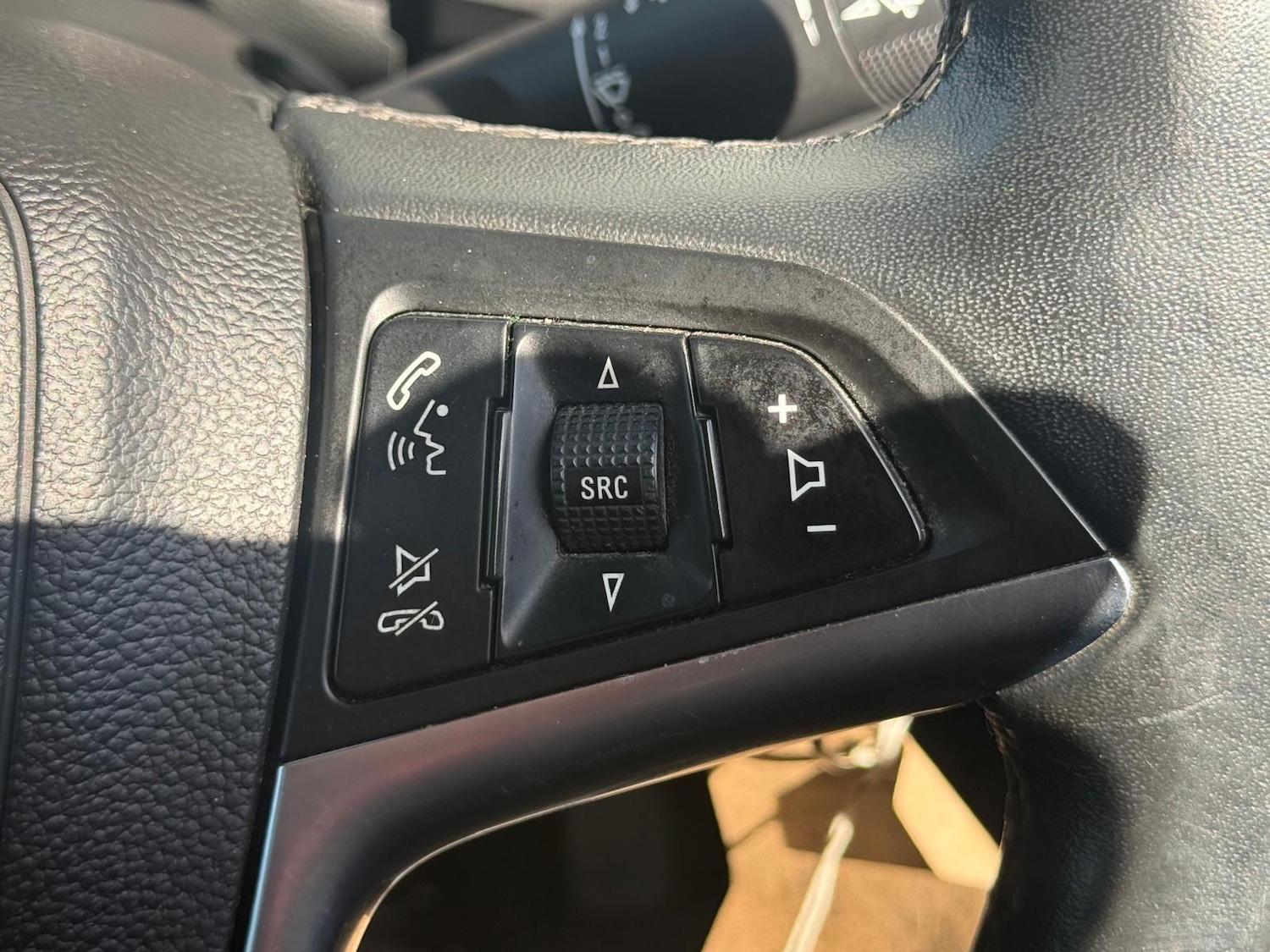 Used Vauxhall Astra 2014 for sale - 77925190: Photo 30