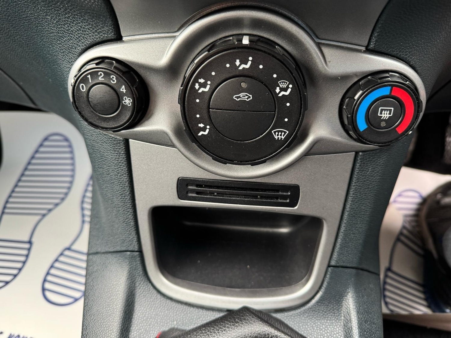 Used Ford Fiesta 2009 for sale - 77060310: Photo 19