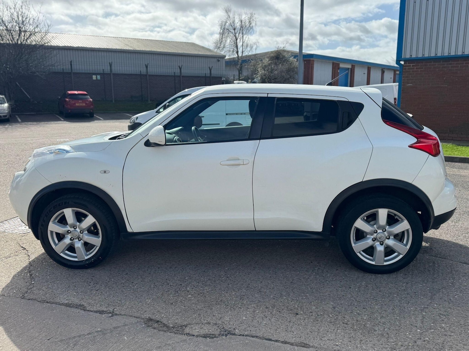 Used Nissan Juke 2012 for sale - 77892900: Photo 3