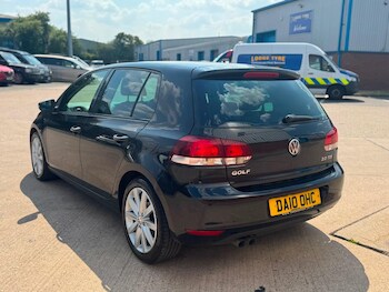 Used Volkswagen Golf 2010 for sale - 79601501: Photo