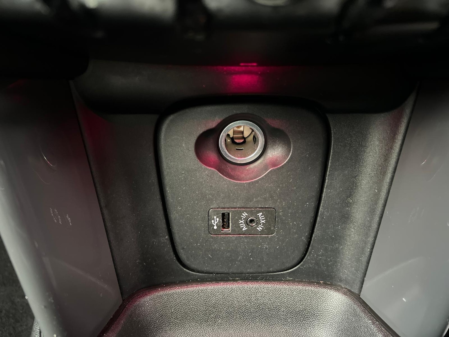 Used MINI Hatch 2015 for sale - 76360296: Photo 21
