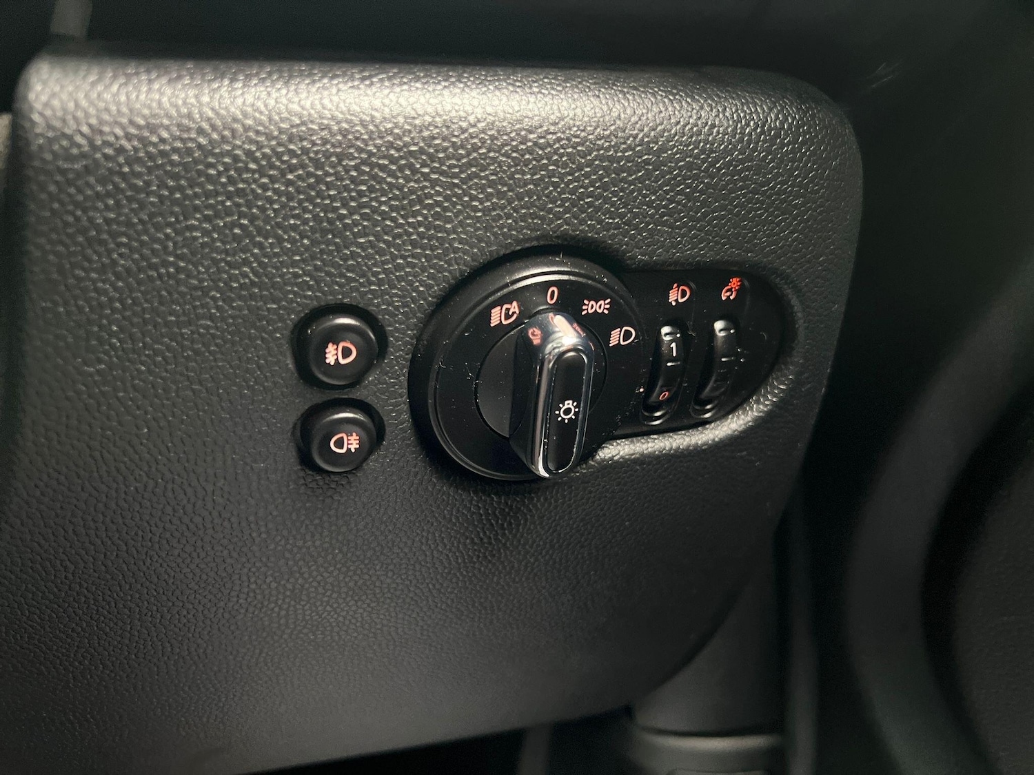 Used MINI Hatch 2015 for sale - 76360296: Photo 24