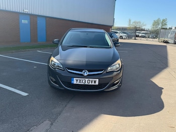 Used Vauxhall Astra 2013 for sale - 78171544: Photo