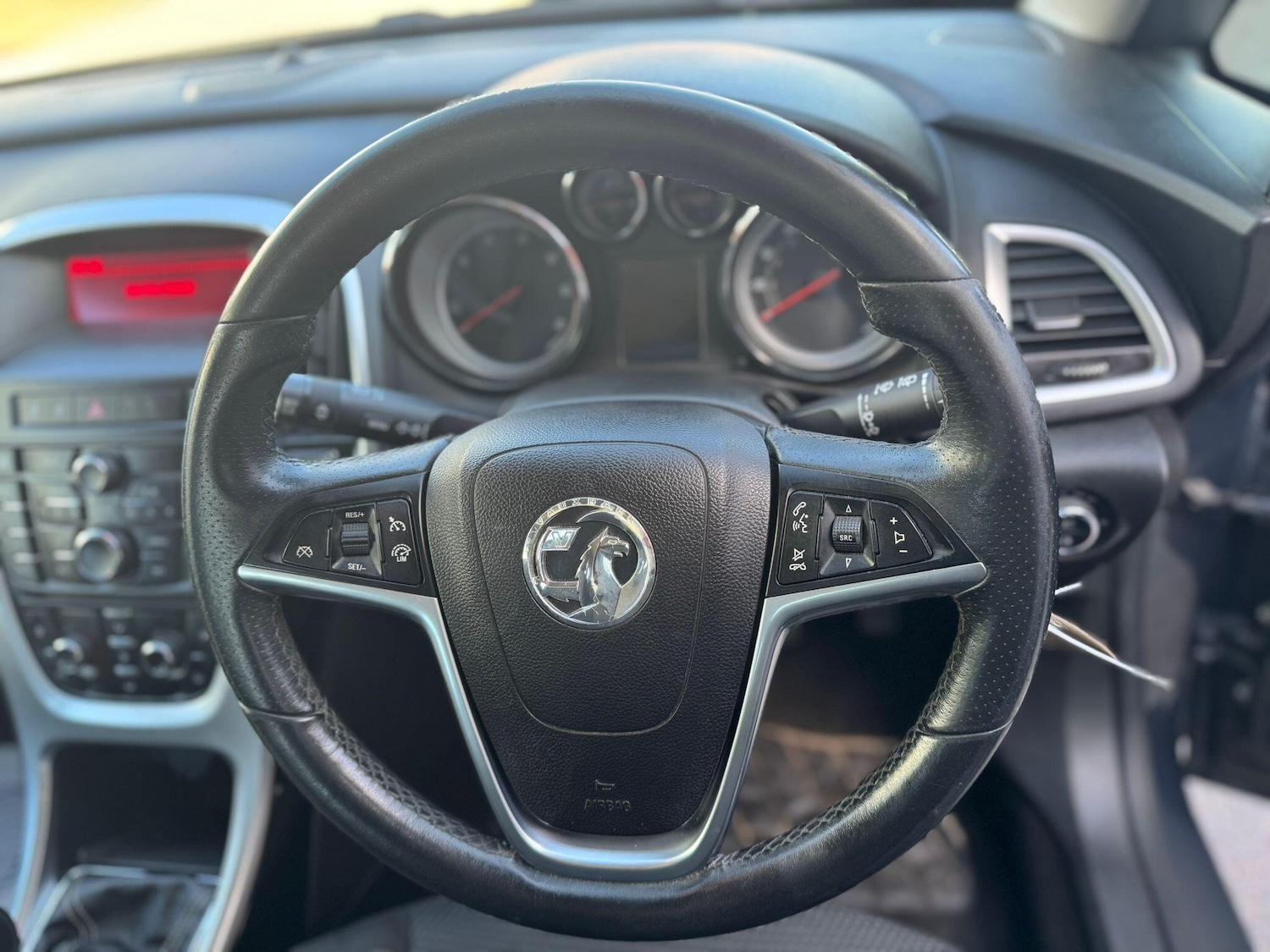 Used Vauxhall Astra 2013 for sale - 78171544: Photo 26