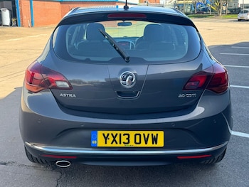 Used Vauxhall Astra 2013 for sale - 78171544: Photo