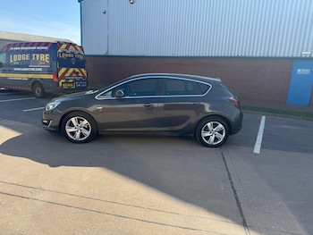 Used Vauxhall Astra 2013 for sale - 78171544: Photo