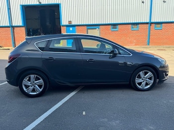 Used Vauxhall Astra 2013 for sale - 78171544: Photo