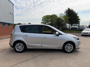 Used Renault Scenic 2014 for sale - 78404404: Photo