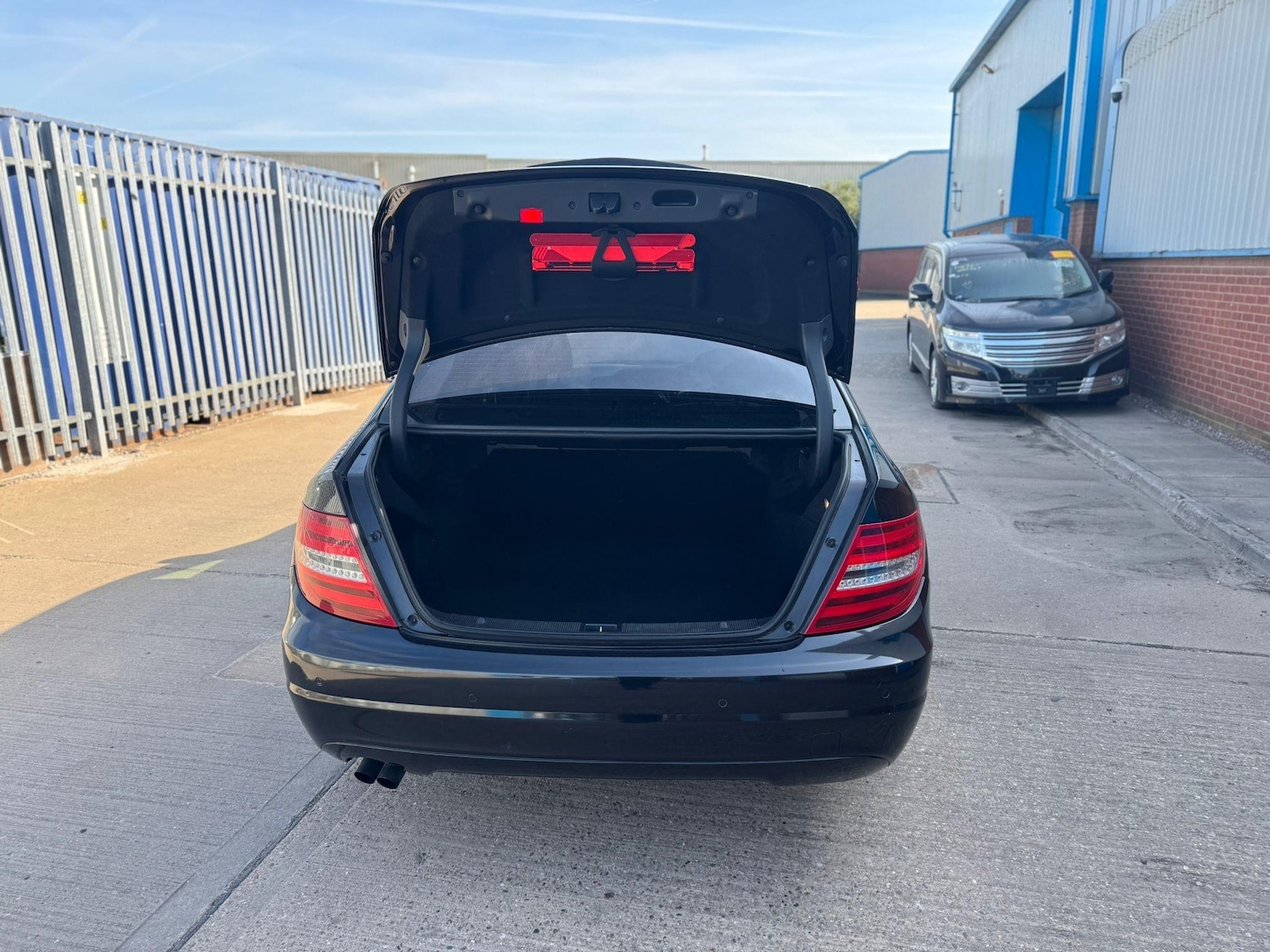 Used Mercedes-Benz C Class 2012 for sale - 76498436: Photo 26