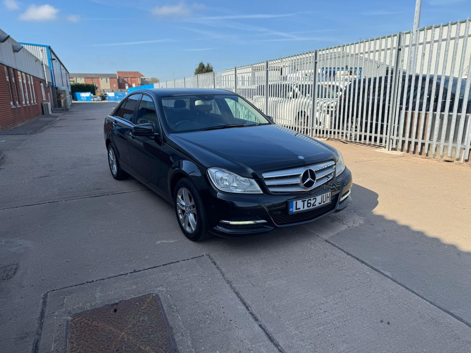 Used Mercedes-Benz C Class 2012 for sale - 76498436: Photo 6