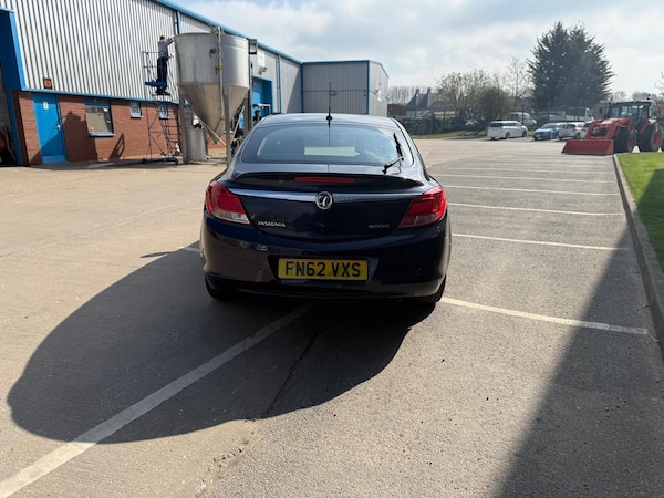 Used Vauxhall Insignia 2012 for sale - 74373033: Photo 2