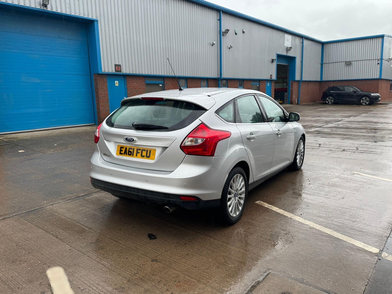 Used Ford Focus 2011 for sale - 77537838: Photo 12