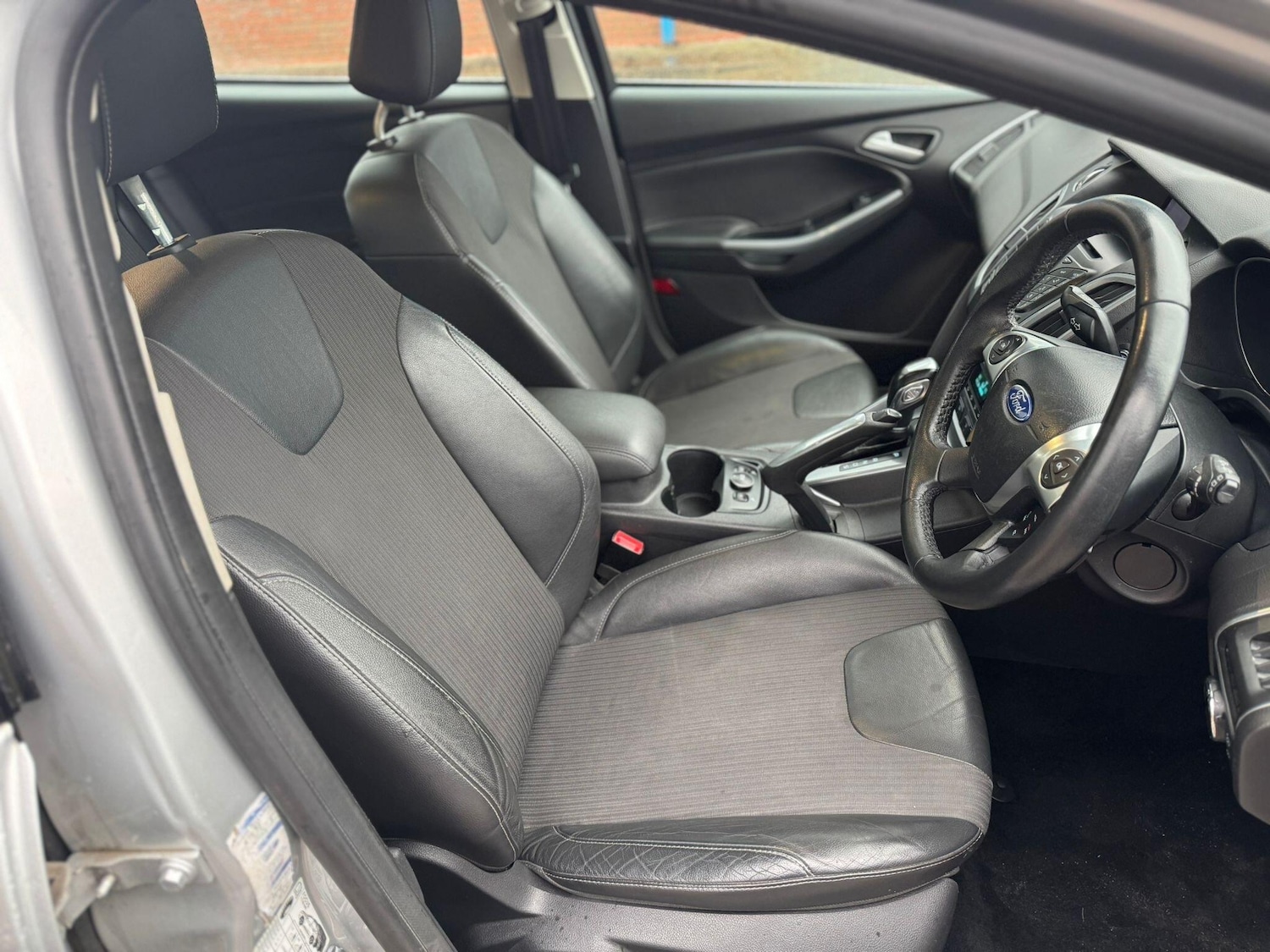 Used Ford Focus 2011 for sale - 77537838: Photo 24