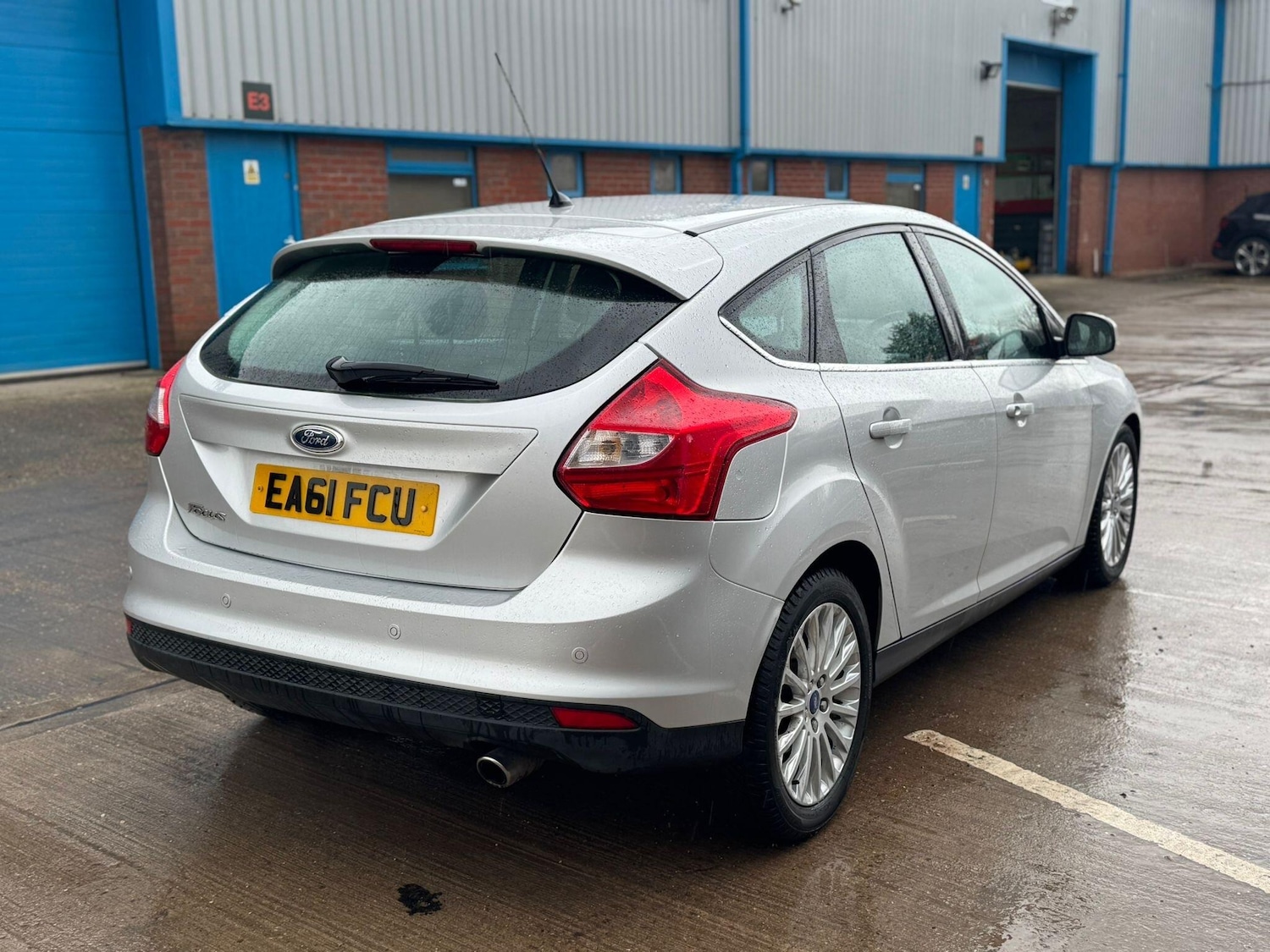 Used Ford Focus 2011 for sale - 77537838: Photo 8